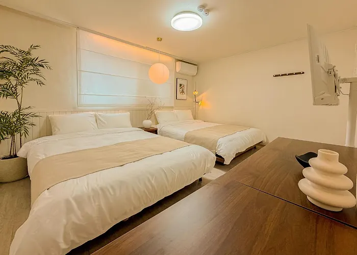 Gangnam 6 People, Daechi, Seolleung, 5 Minutes From Hanti Station, Coex, K-pop, ソウル特別市