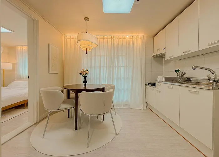 Gangnam 6 People, Daechi, Seolleung, 5 Minutes From Hanti Station, Coex, K-pop, * ソウル特別市